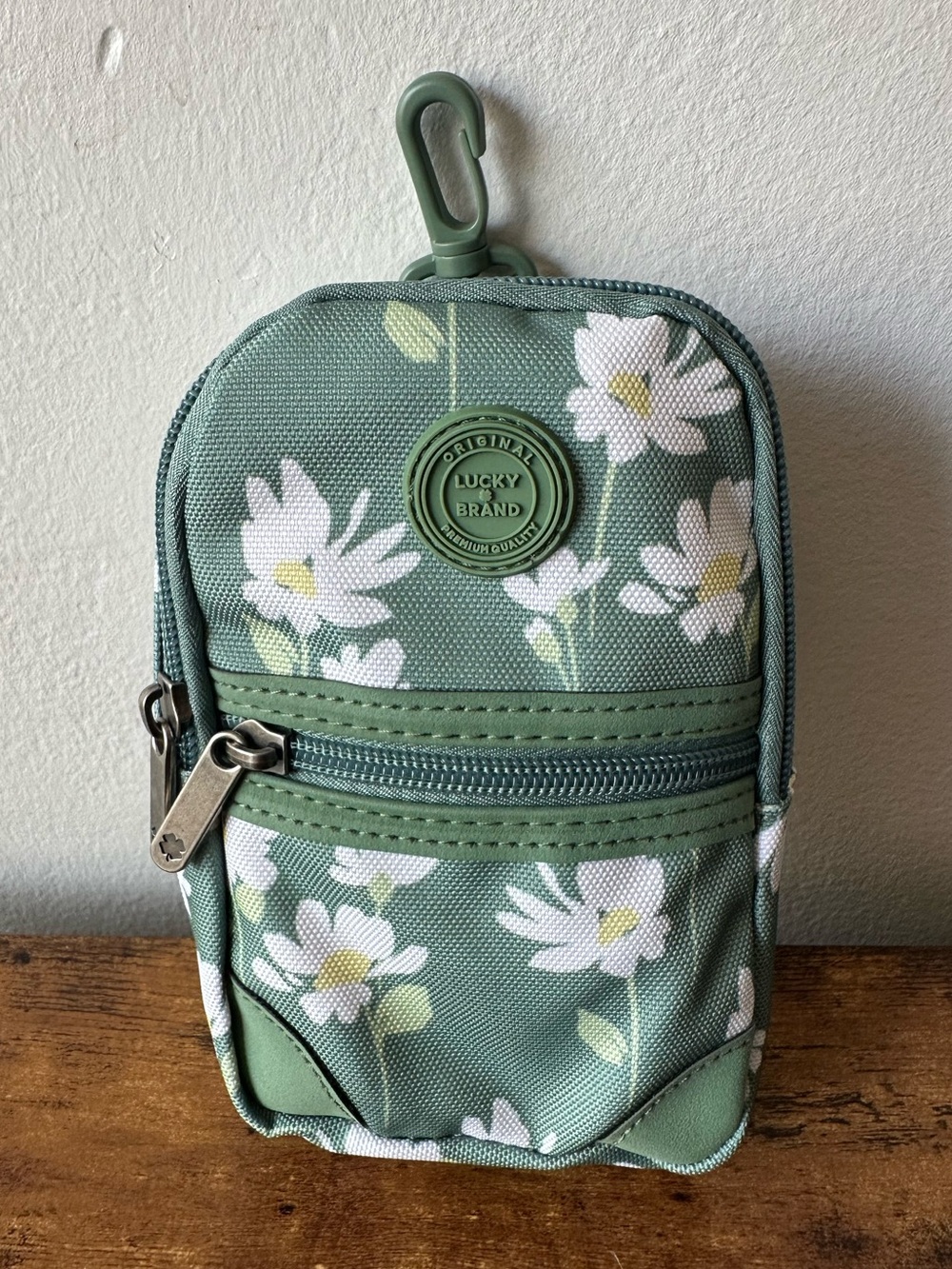 Lucky Brand Sage Green Daisy Mini Pouch Bag Charm Keychain with 2 Pockets NWOT